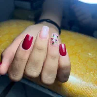 ۳۰٪تخفیف ویژه خدمات کاشت ناخن