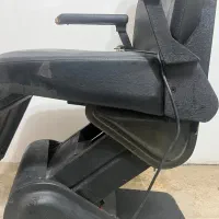 صندلی برقی ارایشگاه|آرایشگاه و سالنهای زیبایی|کیاشهر, |دیوار