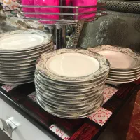 سرویس چینی ۱۲ نفره و سینی استیل|ظروف سرو و پذیرایی|تهران, خاوران|دیوار