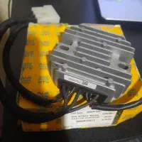 شارژر اصلی ns Rs و چراغ پارک ( ابرویی)|قطعات یدکی و لوازم جانبی|تهران, اکباتان|دیوار