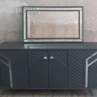 آیینه و کنسول