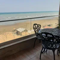 اپارتمان ساحلی با فاصله ده متری دریا|اجارهٔ کوتاه‌مدت آپارتمان و سوئیت|رامسر, |دیوار