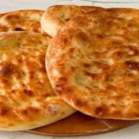 آقا یا خانم مسلط به نانوایی سنتی