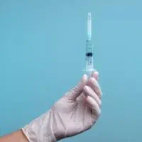 تزریقات حجامت خدمات پرستاری درمنزل باکادری مجرب