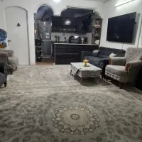 ۷۰مترطبقه همکف راه جدا حیاط دار