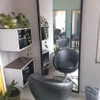 اجاره میز ناخن تخت مژه میکاپ شینیون بافت|اجارهٔ دفتر کار، اتاق اداری، مطب|کرج, باغ سیب|دیوار