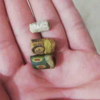 مهره های کهنه گبری