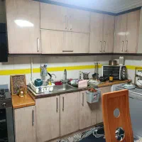 کابینت فلزی میز ناهارخوری