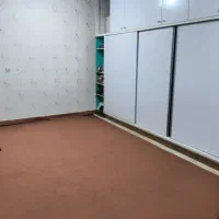 ۱۰۰ متر / طبقه بالا / پارک ماشین / تختی ـ سلحشوران
