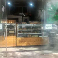 فروشنده خانم و اقا