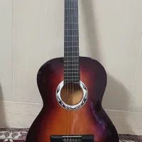 گیتار در حد نو