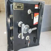 گاوصندوق|ابزارآلات|قروه, |دیوار