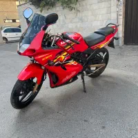 کاوازاکی Zx 150  قرمز مدل ۲۰۰۹