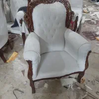 تعمیرات و رنگ کاری انواع مبلمان راحتی و سلطنتی
