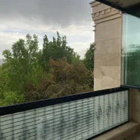 شیشه ریلی و تاشو بالکن، جام بالکنی،شیشه دودی بالکن