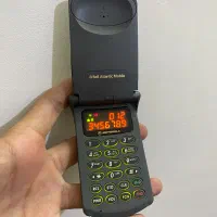 موتورولا قدیمی روشن جهت کلکسیون|موبایل|تهران, شکوفه (عبدل آباد)|دیوار