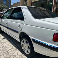 پارسxu7pلاکاغذی۴۰۲