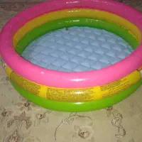 استخر بادی کودک زیبا