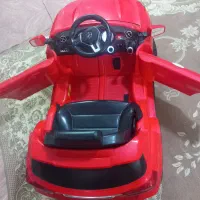 ماشین شارژی سالم وتمیز|اسباب‌‌بازی|خمینی‌شهر, |دیوار