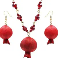 ست گوشواره و گردنبند و دستبند