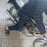 موتور هوندا ۱۵۰|موتورسیکلت|اصفهان, تخت فولاد|دیوار