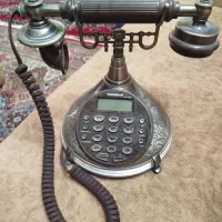 تلفن قدیمی سلطنتی