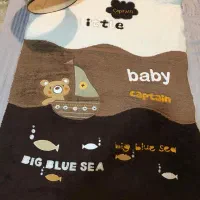 فرش اتاق کودک همراه با چراغ خواب