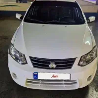 ساینا کارمندی