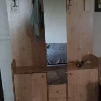 مبل چرم خارجی و جاکفشی چوب روس