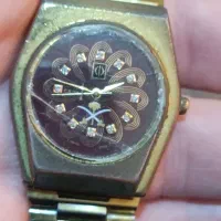 ساعت اتوماتیک کاندینو سویسی|ساعت|پرند, فاز ۶|دیوار