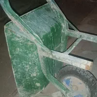 فرقون3تومن  و چنتاشصتی سالم2500