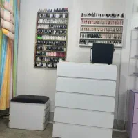 وسایل سالن زیبایی میز منشی استند لاک