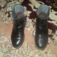 کفش ساق بلند