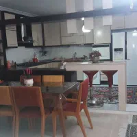 آپارتمان تک واحدی بسیار نور گیر وآرام|اجارهٔ آپارتمان|کرج, محمود آباد|دیوار