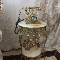 میز برنز  و تلفن برنزی سالم و نو|میز تلفن|قم, بنیاد|دیوار