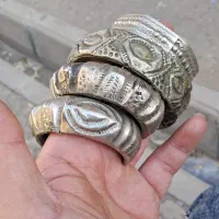 نقره قدیمی و مهره شانس قدیمی