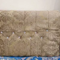 پشتی دیواری