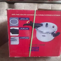 دیگ زودپزپارسیان استیل