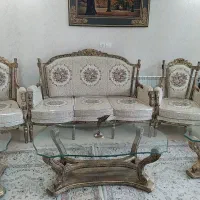 مبلمان هفت نفره با دو میزبان