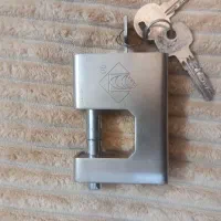 قفل کتابی