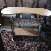 فروش میز کامپیوتر تمیز در حد نو