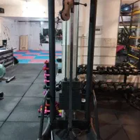 اجاره زیرزمین 250 متری|اجارهٔ مغازه و غرفه|قم, هفت تیر|دیوار