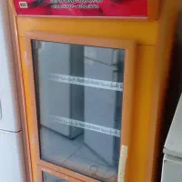 فریزر ویترینی درحال کار  کلان ۱سال کار کرده