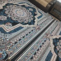 فروش دو عدد قالی سرمه ای سالم نه متری