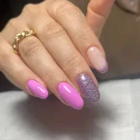 خدمات کاشت ژل با ۸ سال سابقه|خدمات آرایشگری و زیبایی|اصفهان, باغ نگاره|دیوار