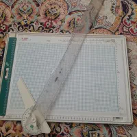 تخته رسم وخط کش