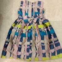 پیراهن دخترانه