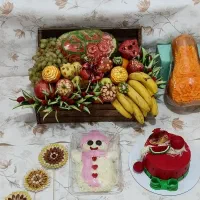 کیک تولد ،کیک عروسی،کیک کافی شاپی،میوه آرایی،حکاکی