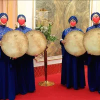 دف دفزن دفنوازی دف زن گروه دف مولودی مداح خانم