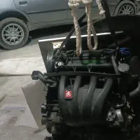 موتور زانتیا و یه سری وسایل زانتیا و پژو 2000